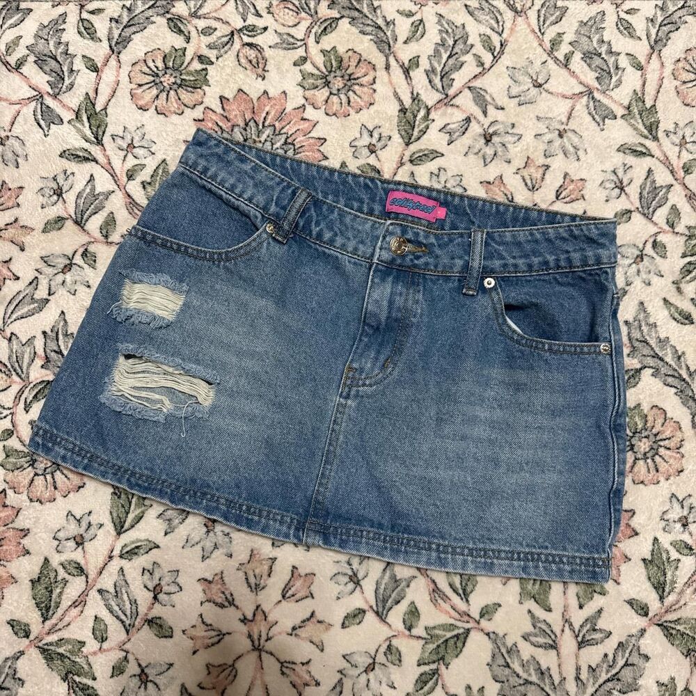 Edikted Women's Blue and Navy Skirt